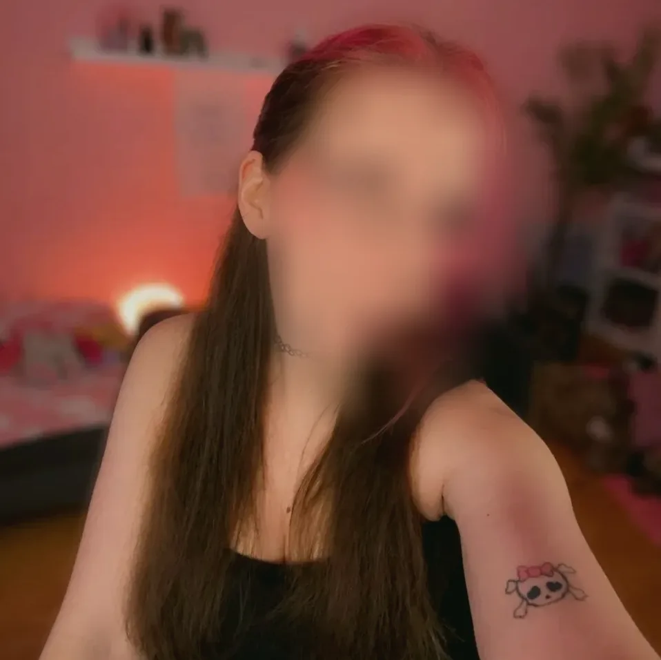 Megan, 31
